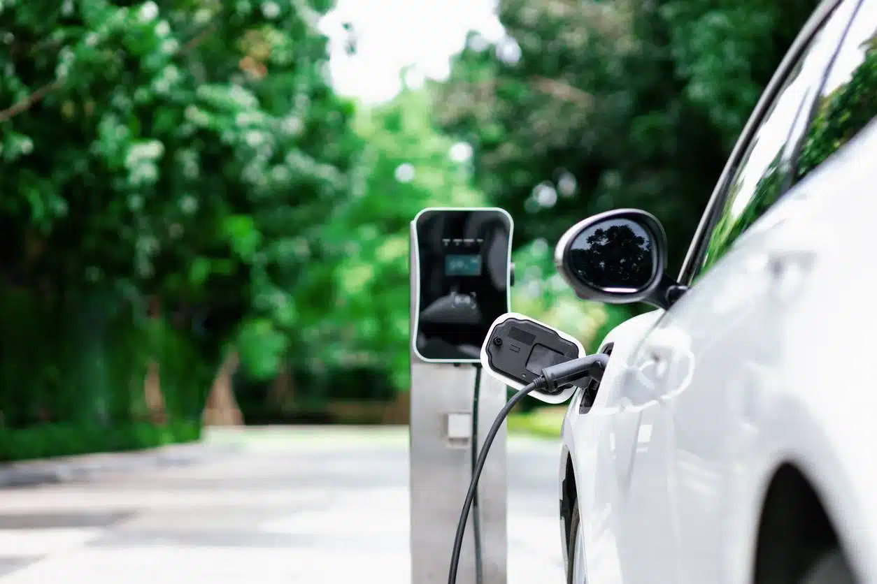 défis bornes de recharge voitures électriques